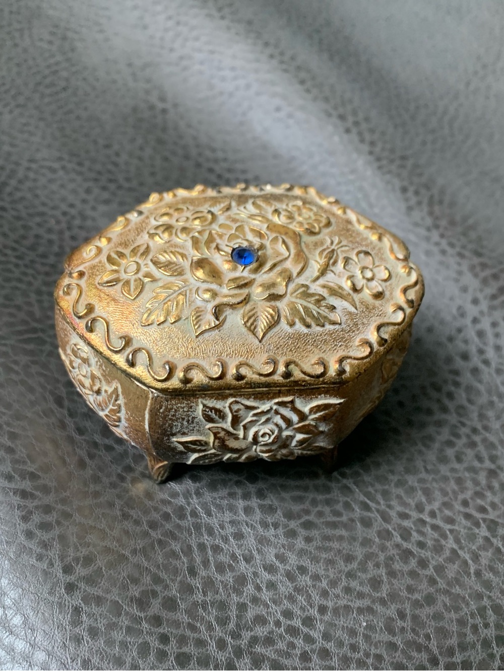 Small Vintage 1970โs Jewelry Box